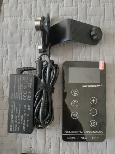 Fuente de poder digital Bronc - miniatura 2