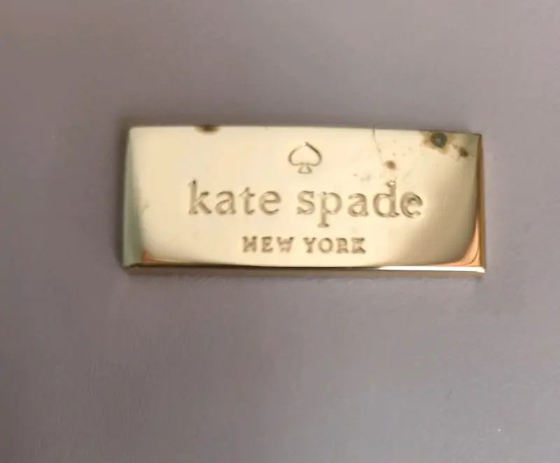 Cartera Kate Spade, lila pastel, excelente estado. - 6