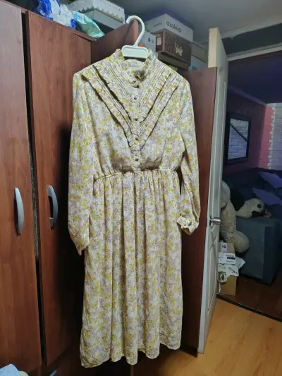 Vestido vintage flores para otoño - miniatura 3