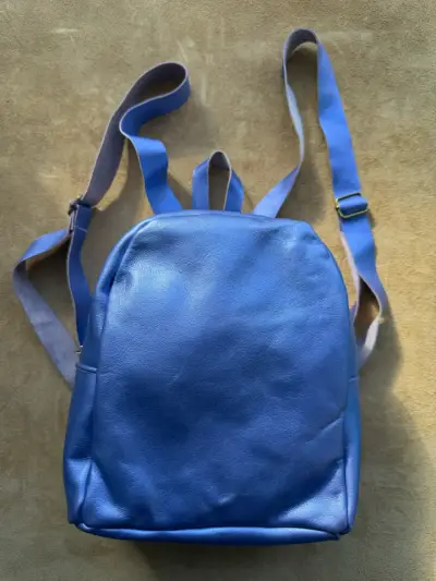Mini mochilas y bananos 100% cuero - miniatura 2