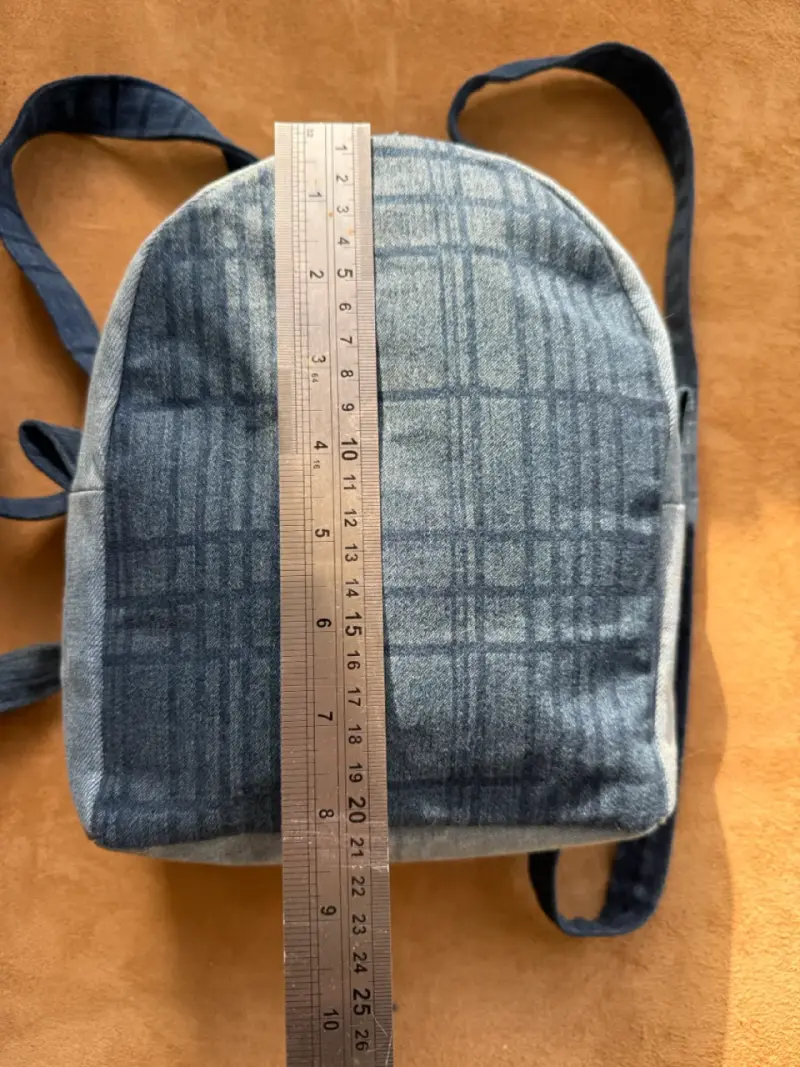 Mini mochilas y bananos 100% cuero - 4