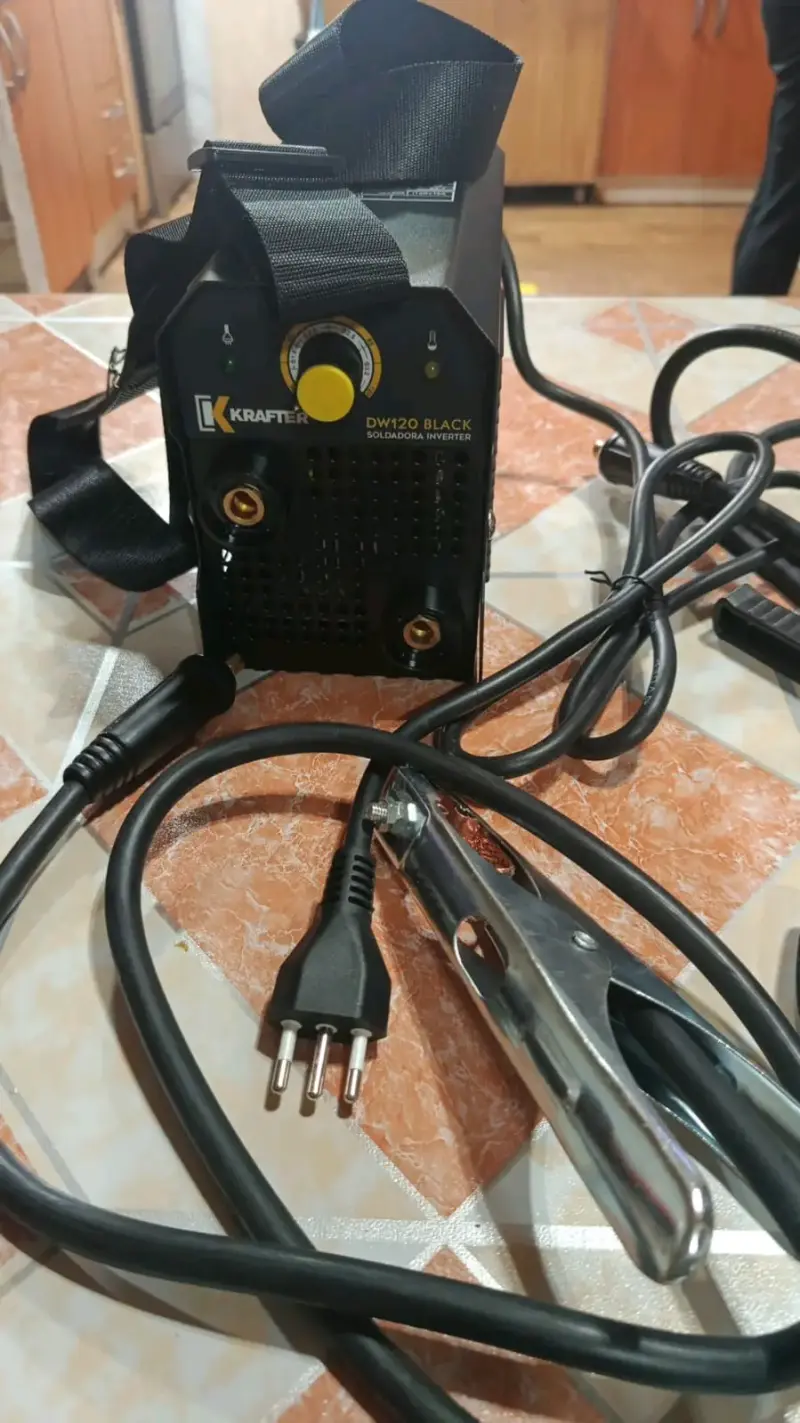 Soldadora Inverter Krafter DW - 4