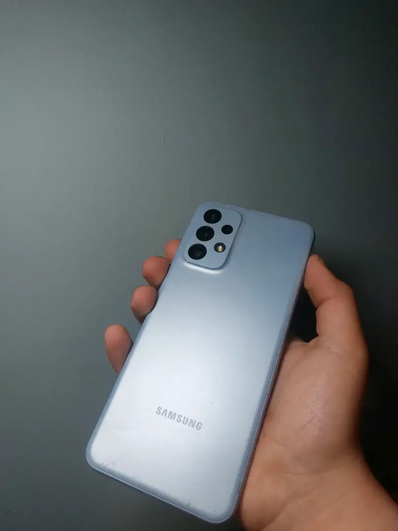 samsung galaxy a23 en exelente estado + mica regal - 1