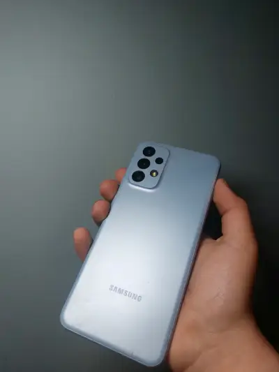 samsung galaxy a23 en exelente estado + mica regal - miniatura 1