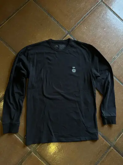Polera negra manga larga Vans M - miniatura 1