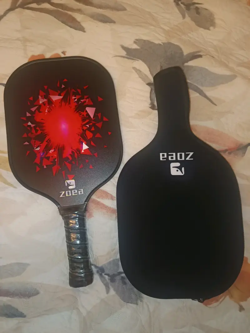 Paleta de pickleball Zoea con funda NUEVA - 1