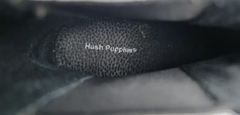 Botines Hush Puppies 1 uso, negros con tachas. - 5