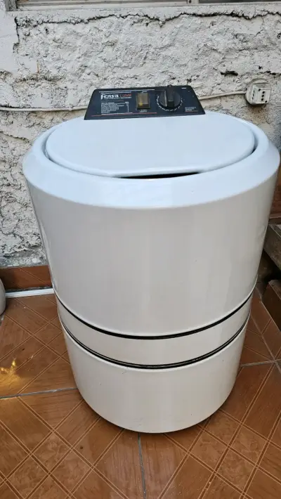 Lavadora de ropa Fensa - miniatura 1