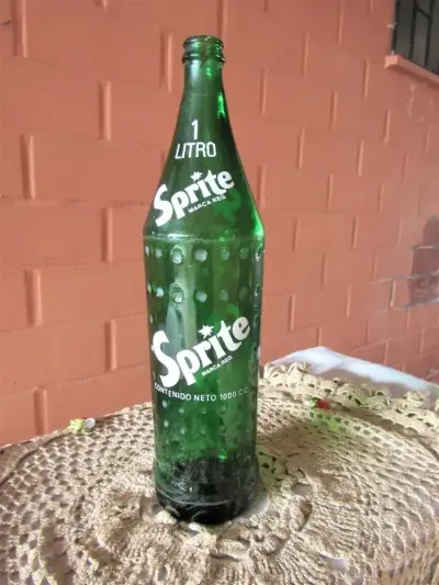 Botella Sprite 1 Litro Antigua 1980 - miniatura 2