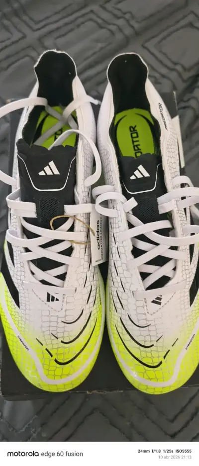Zapatos de fútbol blanco y verde - miniatura 4