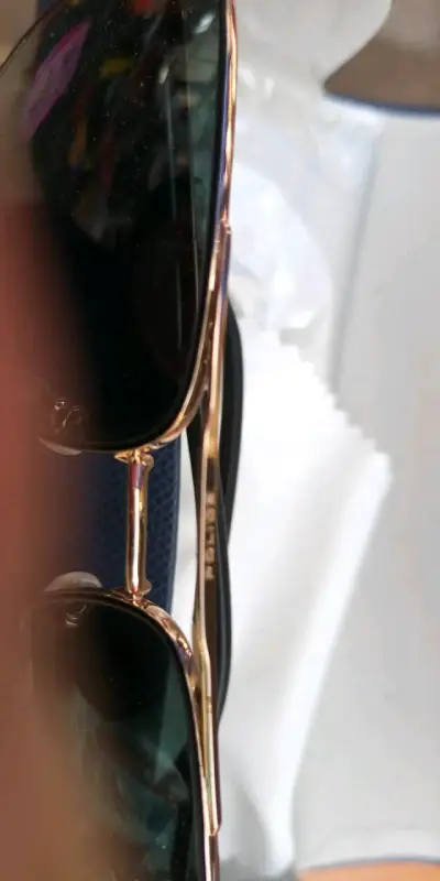 Lápiz  y lentes enchapados en oro - miniatura 4