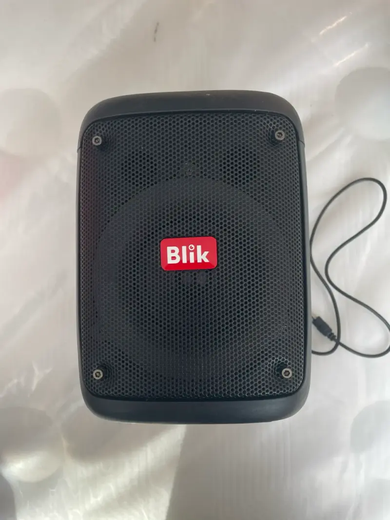 Parlante Bluetooth Blik - 1