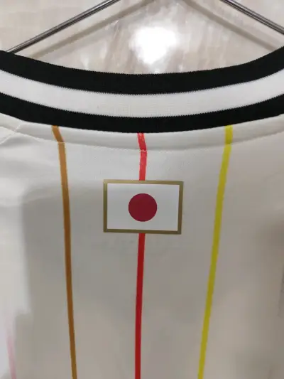 Nueva Camiseta Japón mundial 2026 - miniatura 3