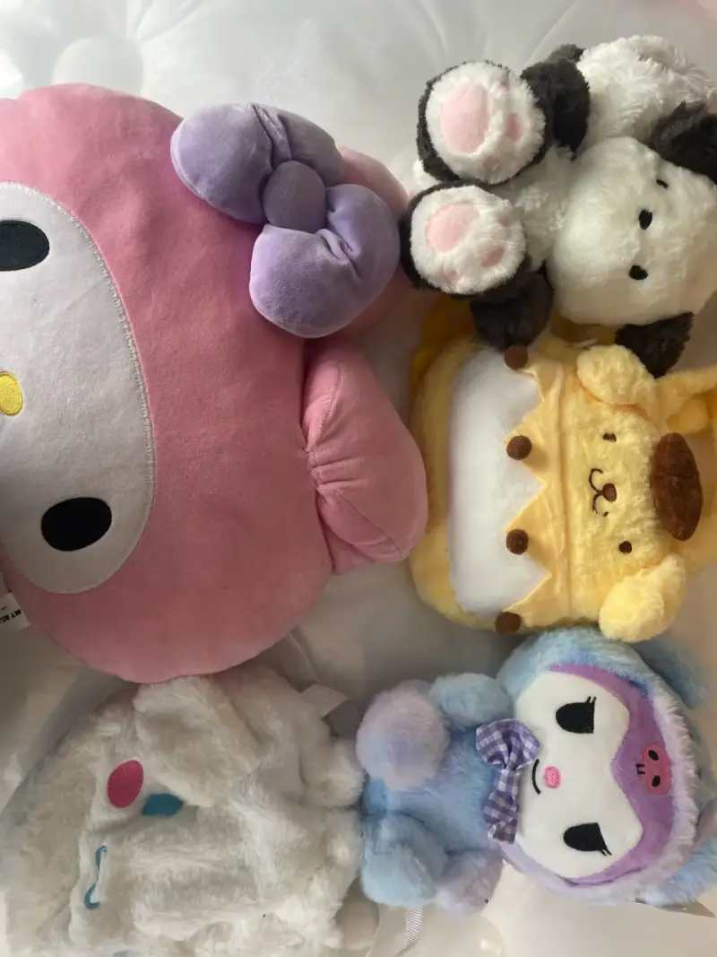 Peluches kawaii de colores - 1