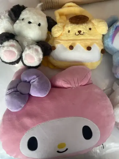 Peluches kawaii de colores - miniatura 2