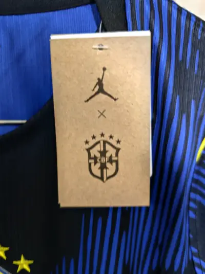 Nueva Camiseta Brasil Jordan 2026 - miniatura 3