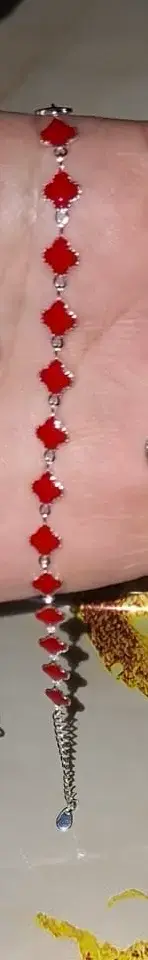 Pulsera roja de cristales