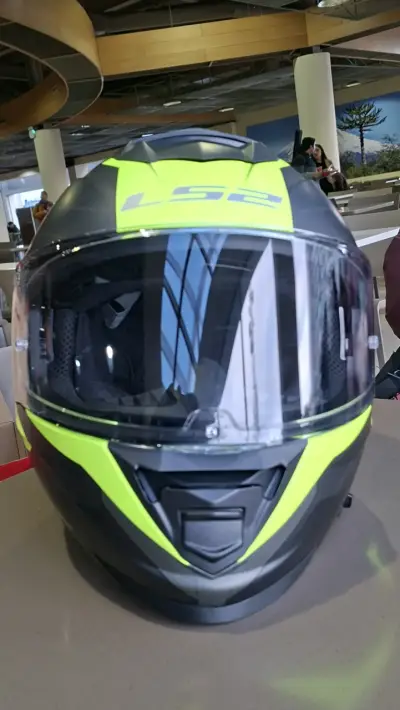 Casco moto  LS2 nuevo con boleta y garantia - miniatura 3
