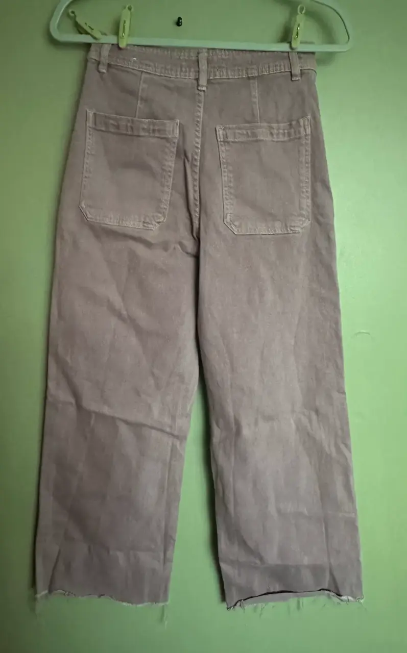 Pantalones rosados de mezclilla - 2