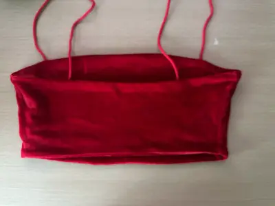 Top rojo de tirantes - miniatura 2