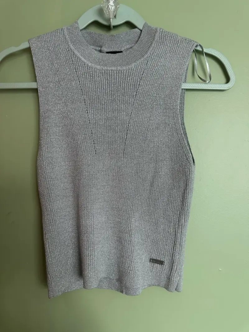 Top gris sin mangas nuevo - 2