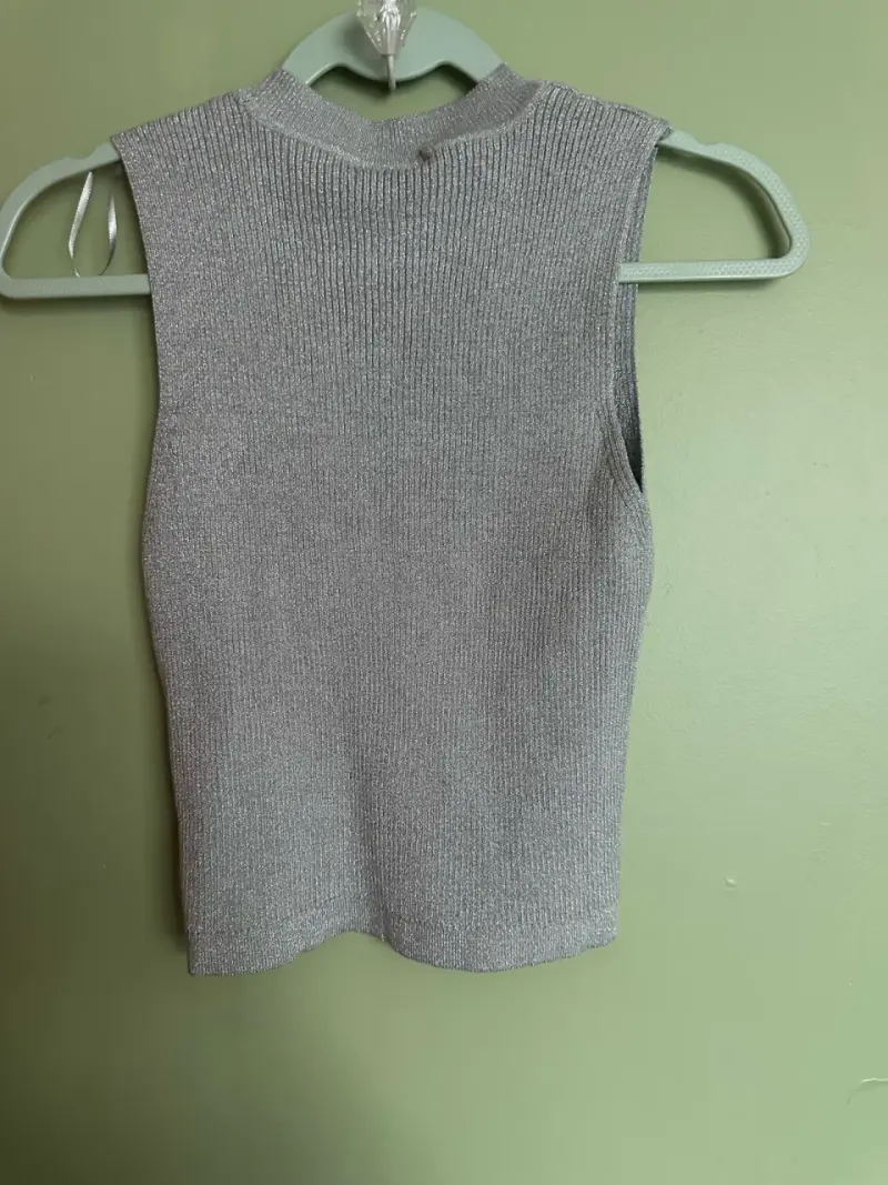 Top gris sin mangas nuevo - 3