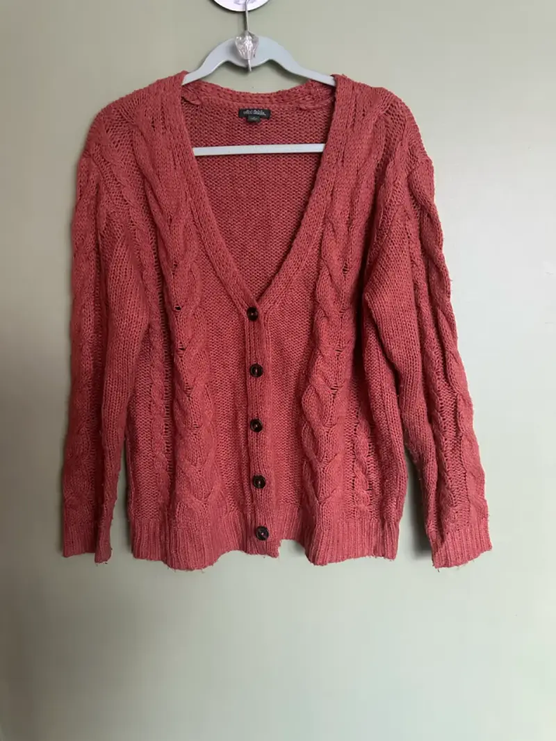 Cardigan tejido rosado