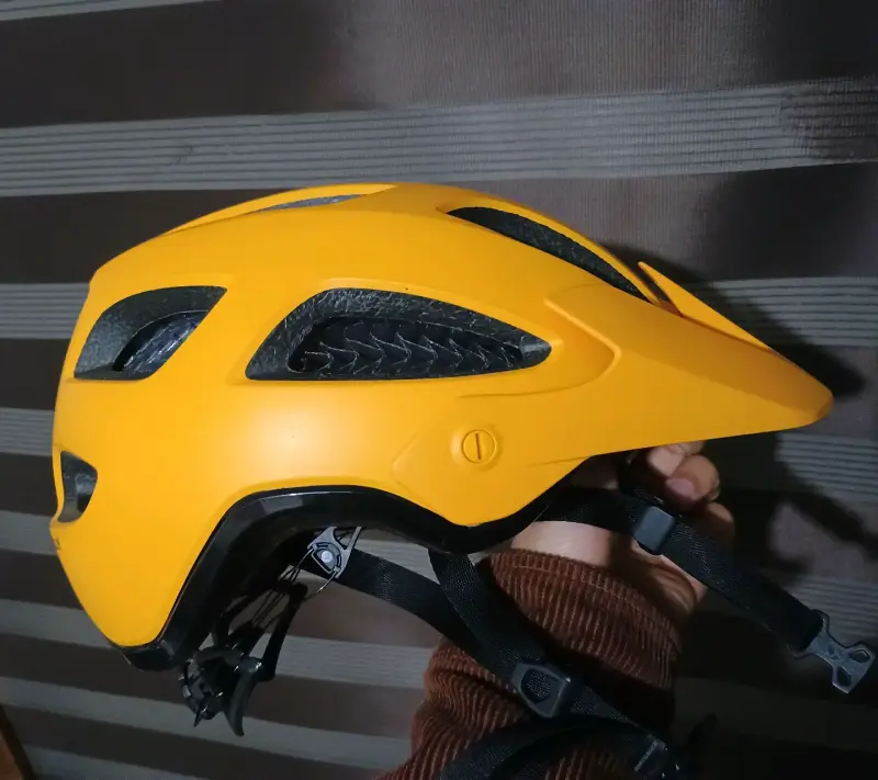 Casco amarillo Bontrager rally wavecel - 3