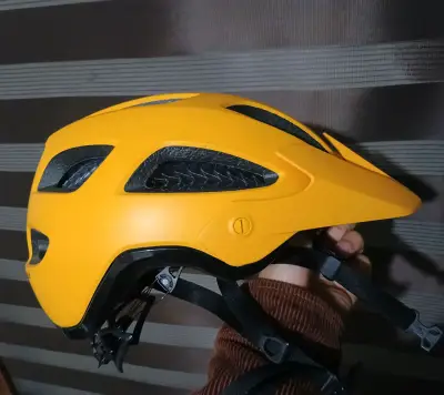 Casco amarillo Bontrager rally wavecel - miniatura 3