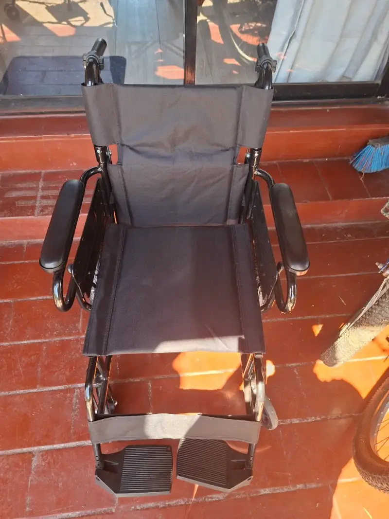 Silla de ruedas plegable - 2