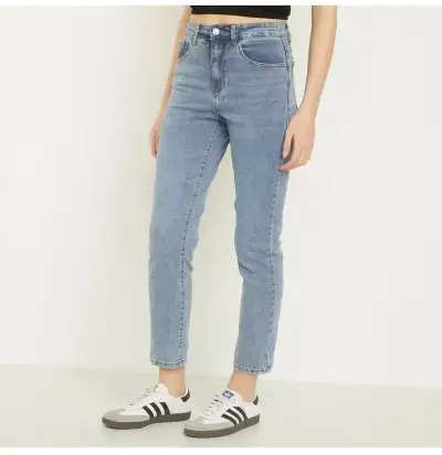 Jeans azul claro para mujer - miniatura 1
