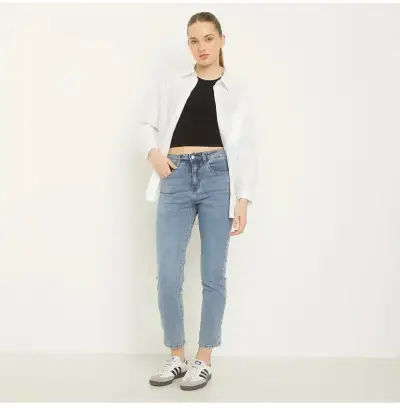 Jeans azul claro para mujer - miniatura 4