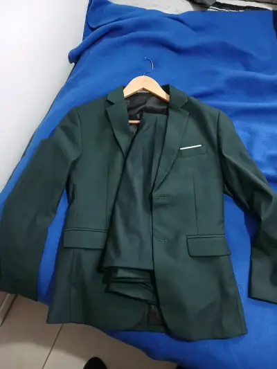 Traje formal verde oscuro - miniatura 2