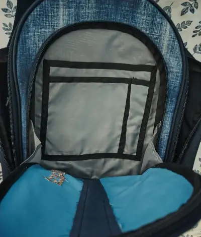 Mochila de mezclilla azul - miniatura 3