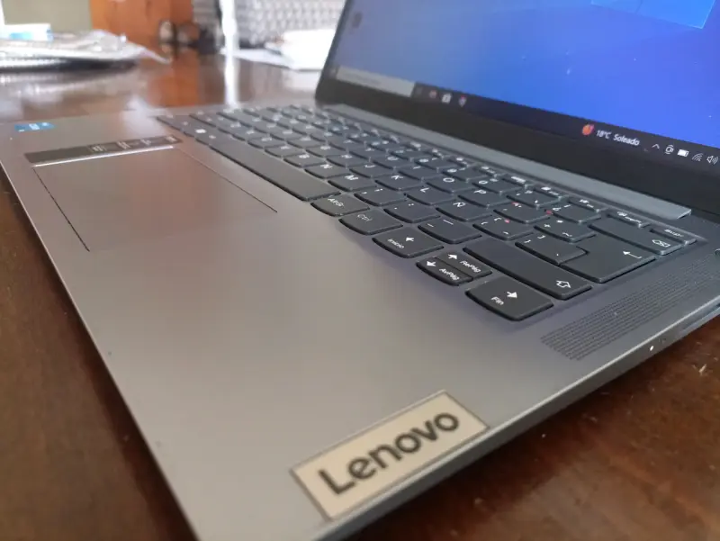Notebook Lenovo Intel i3- 8gb ram - SSD - 2