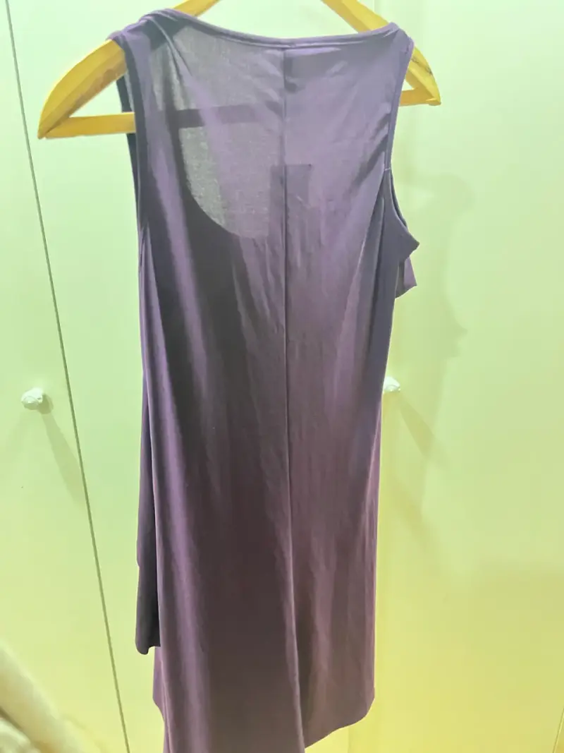Vestido morado con volantes - 2