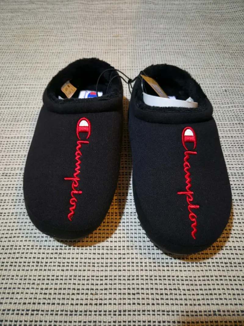 Pantuflas negras Champion - 1