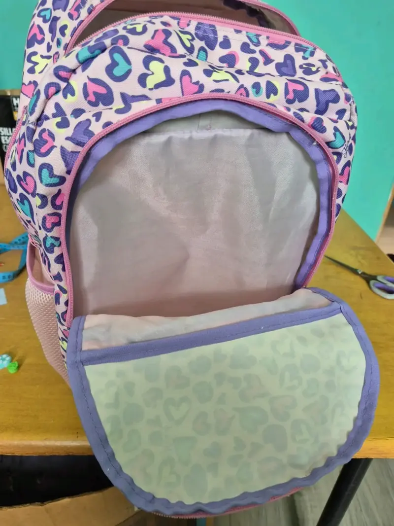Mochila infantil con ruedas estampada - 5