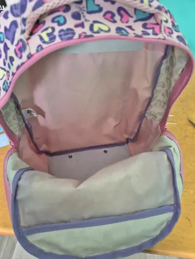 Mochila infantil con ruedas estampada - miniatura 6