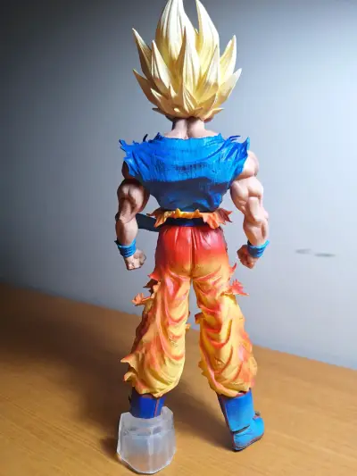 Figura de acción Goku Super Saiyan - miniatura 5