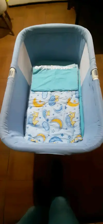 Cuna moisés azul para bebé - miniatura 1