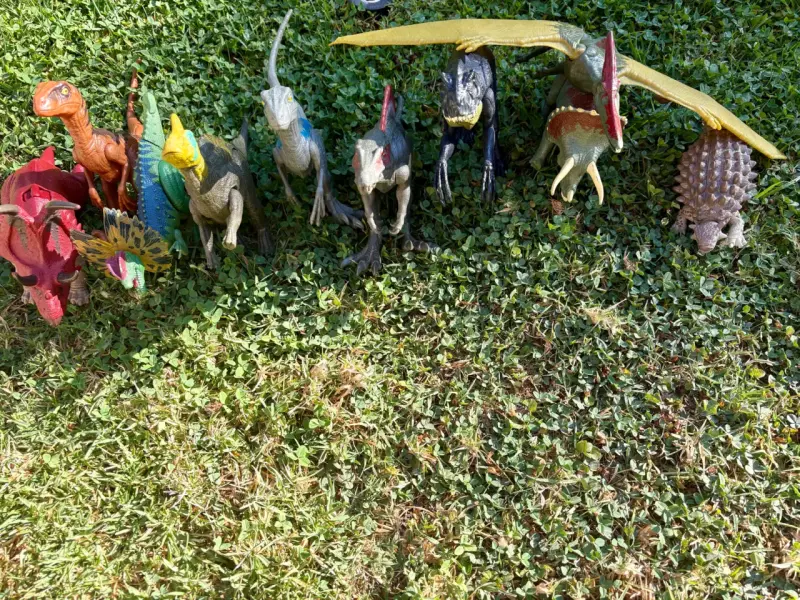 Set de dinosaurios de juguete. Mattel - 2