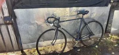 Bicicleta de ruta vintage - miniatura 1