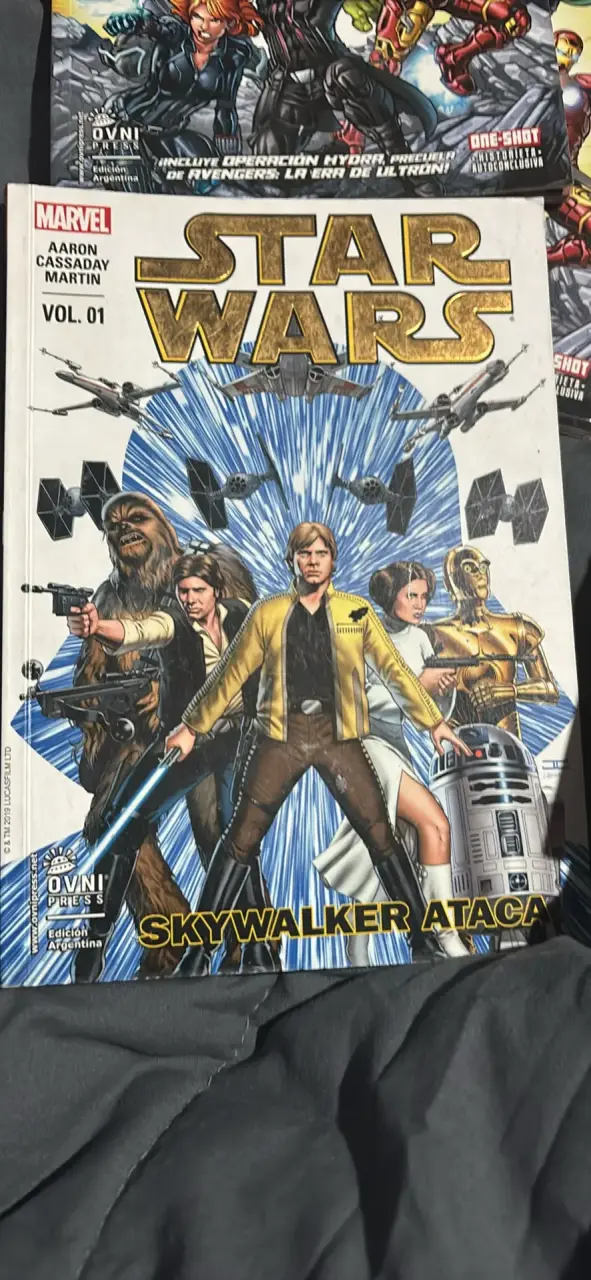 Cómic Star Wars Vol. 01 y varios más - 1