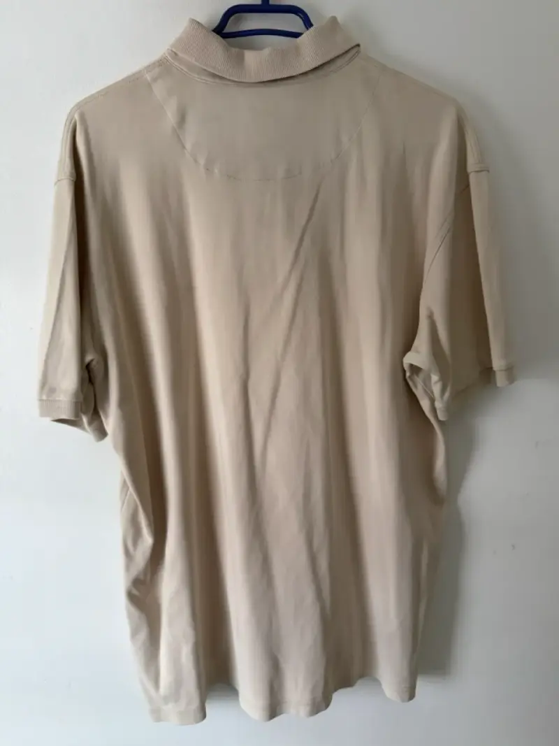 Polo beige con detalle a cuadros - 2