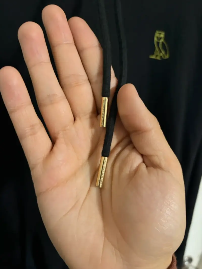 Polerón negro con capucha OVO - 6