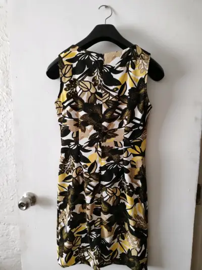Vestido floral sin mangas - miniatura 2