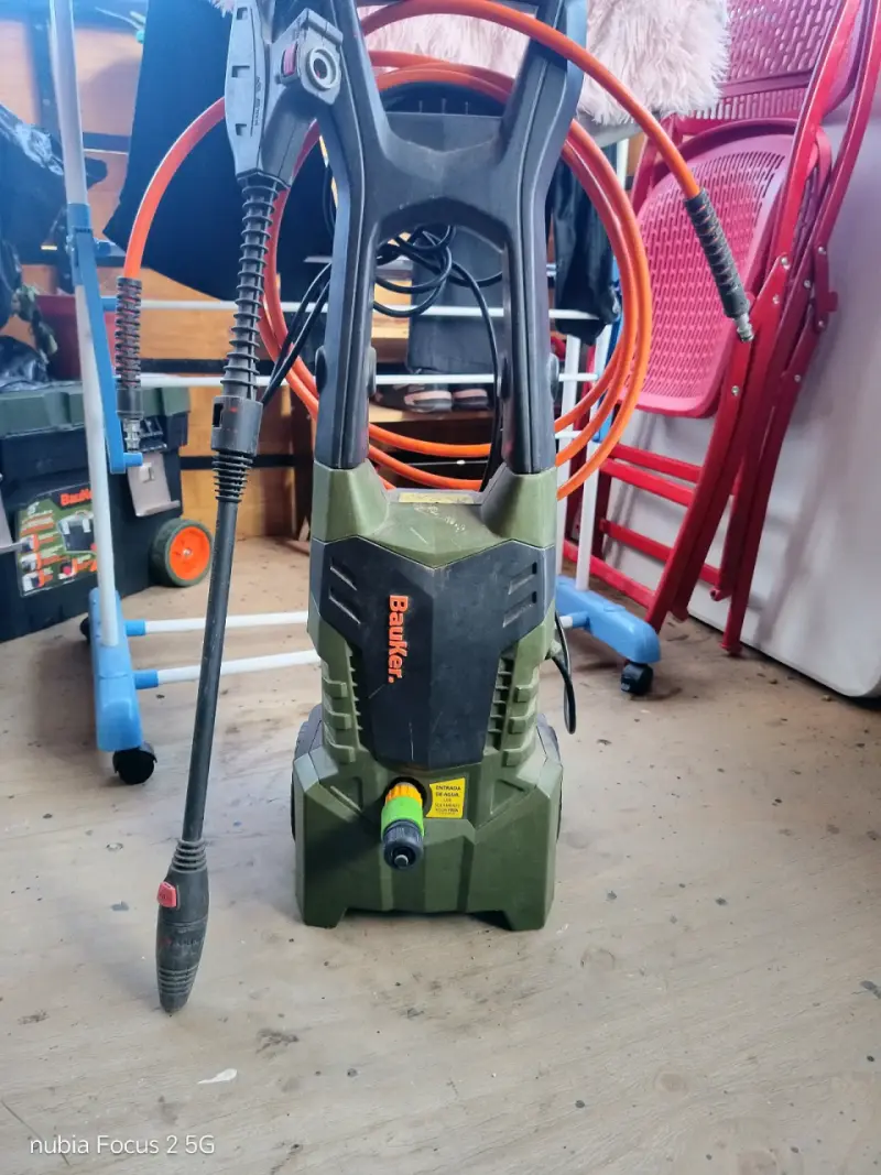 Hidrolavadora Bauker con accesorios - 3