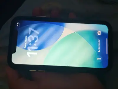 iPhone 11 72%bateria - miniatura 3