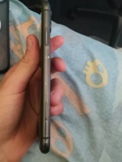 iPhone 11 72%bateria - miniatura 5